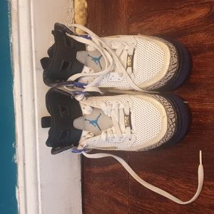 317321 102 Jordan Spizike White Black  Size 7y pre-owned  right  shoes missing